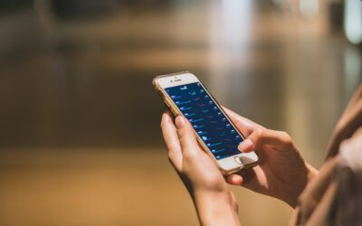 Alat Perawatan Wajah Berbasis Teknologi Mikroarus dan LED